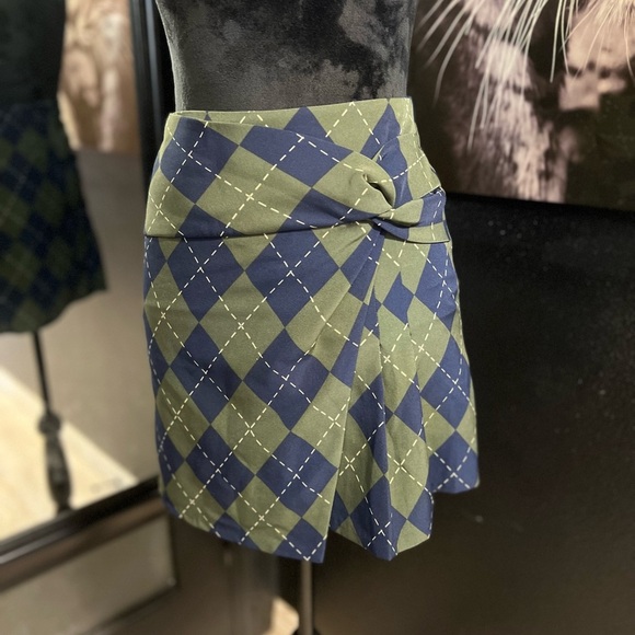 💙💚NWOT- SUPER CUTE BLUE AND GREEN PLAID SKIRT. SZ 0💚💙 - Picture 5 of 8